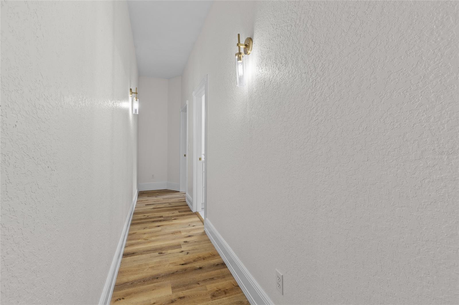 Image 41 of 60 For 6943 12th Circle