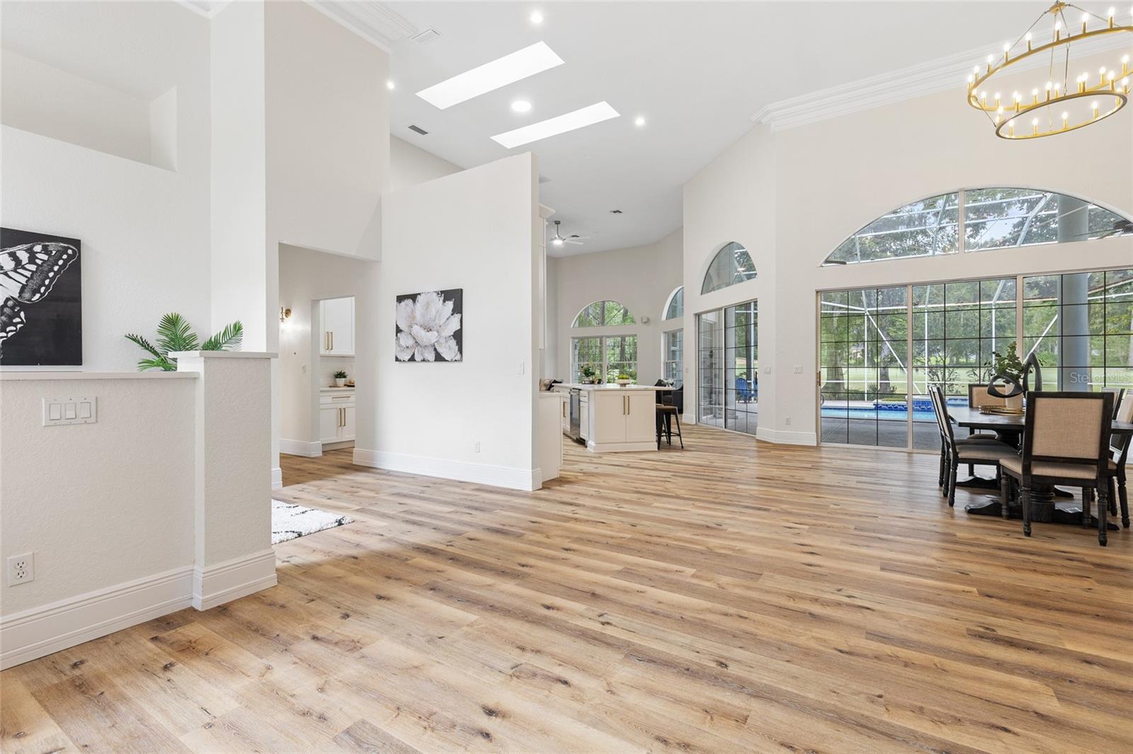 Image 9 of 60 For 6943 12th Circle