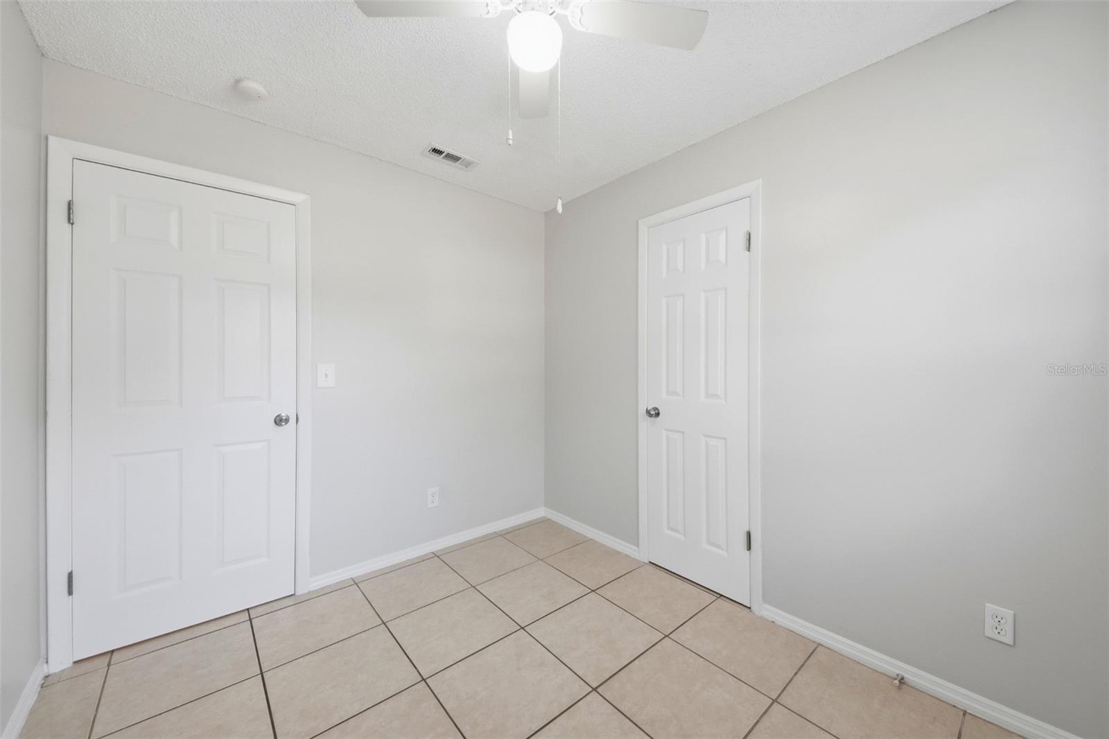 Image 15 of 20 For 865 Rich Drive