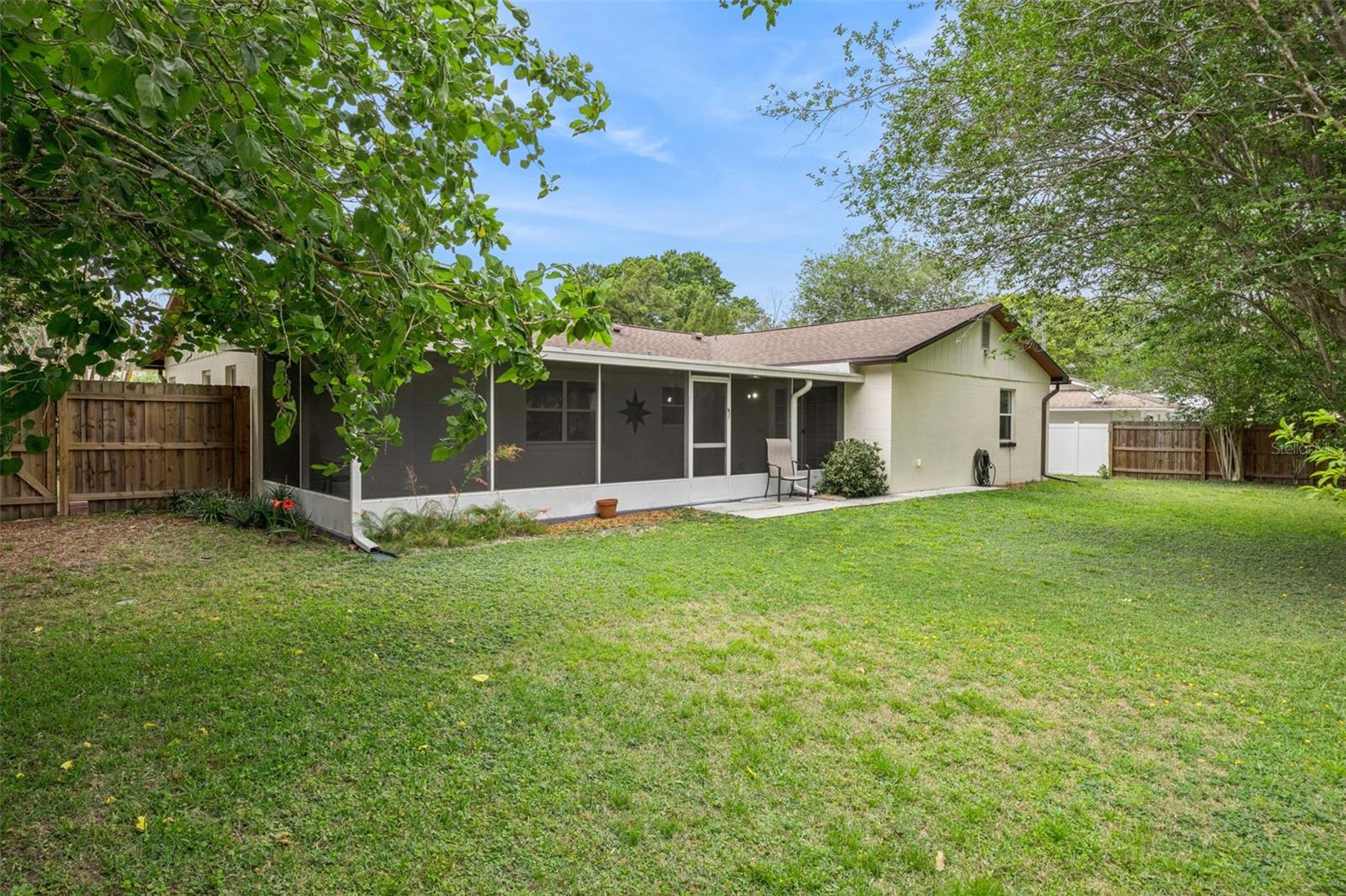 Image 30 of 36 For 706 Vandergrift Drive