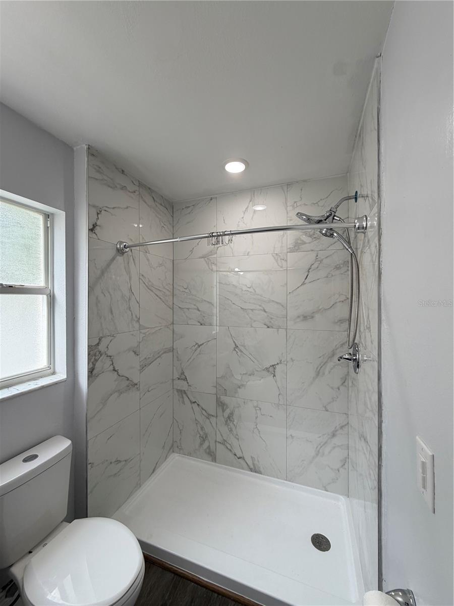 Image 17 of 29 For 100 Little Fox Avenue