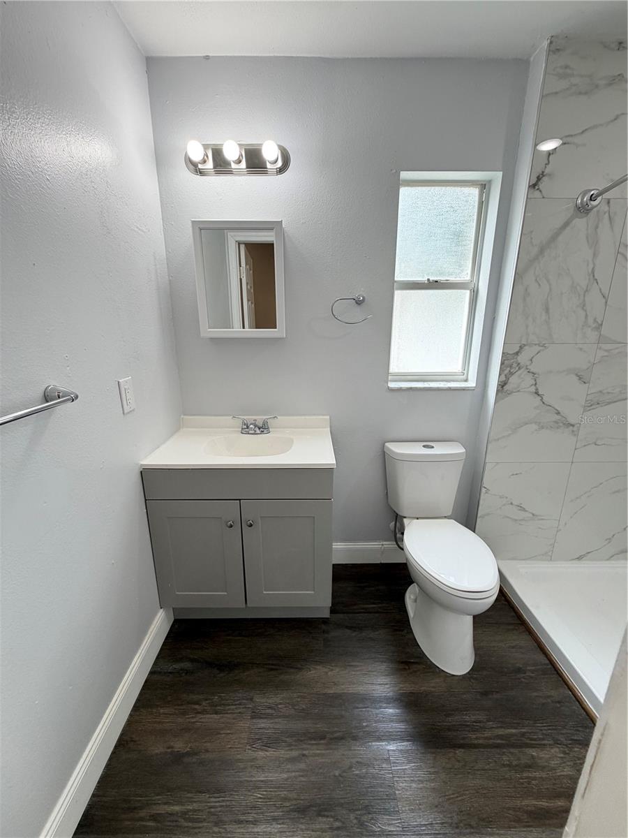 Image 18 of 29 For 100 Little Fox Avenue