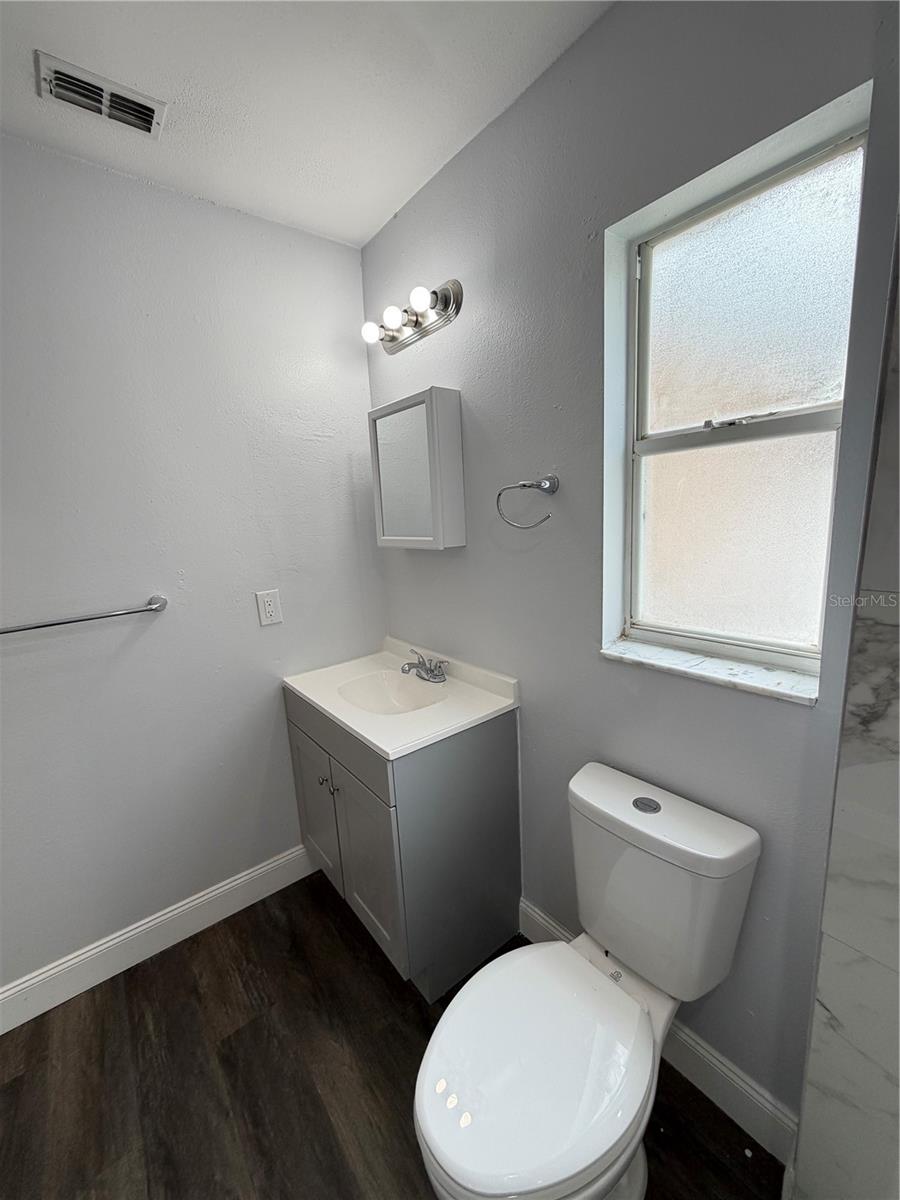 Image 19 of 29 For 100 Little Fox Avenue