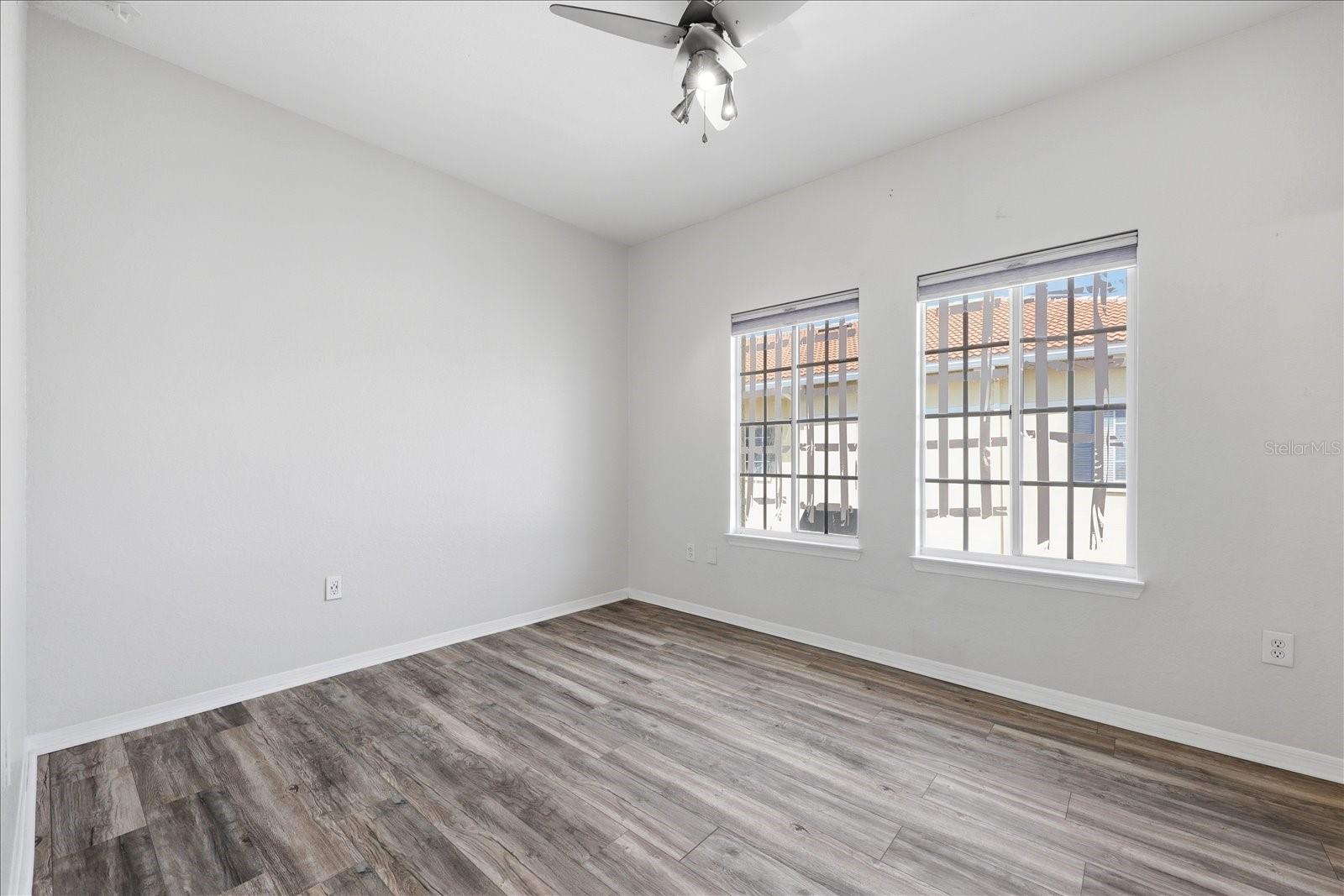 Image 25 of 35 For 5202 Hampton Beach Place 5202