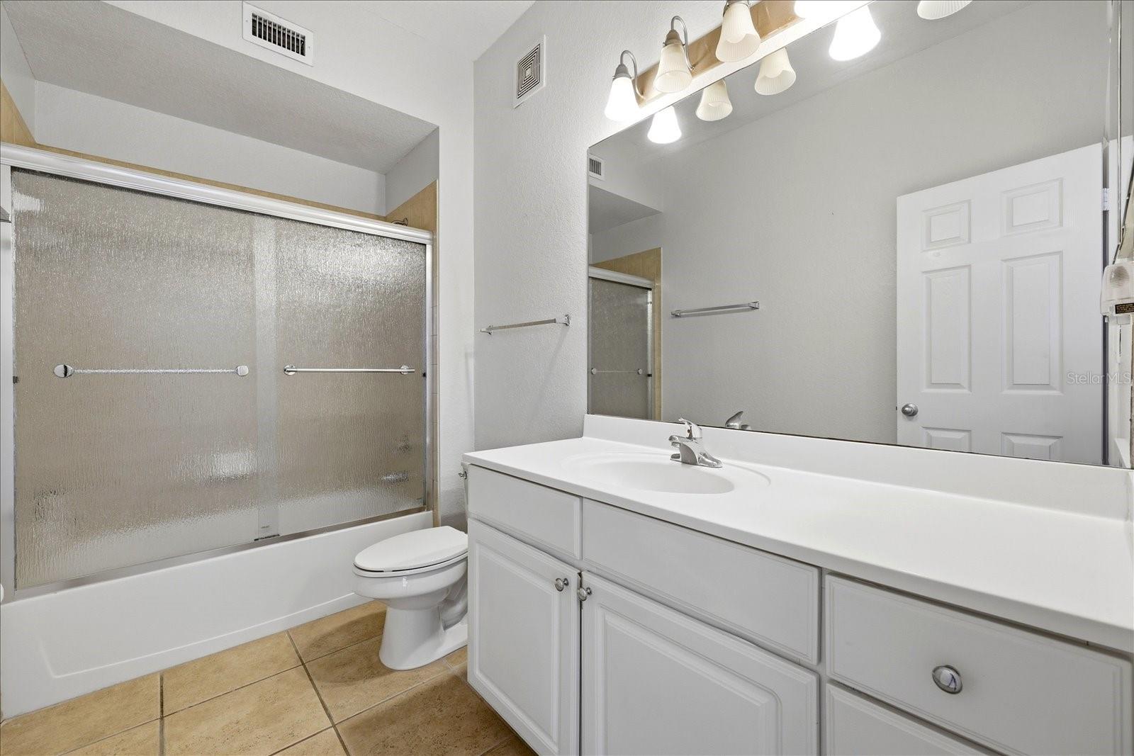 Image 27 of 35 For 5202 Hampton Beach Place 5202