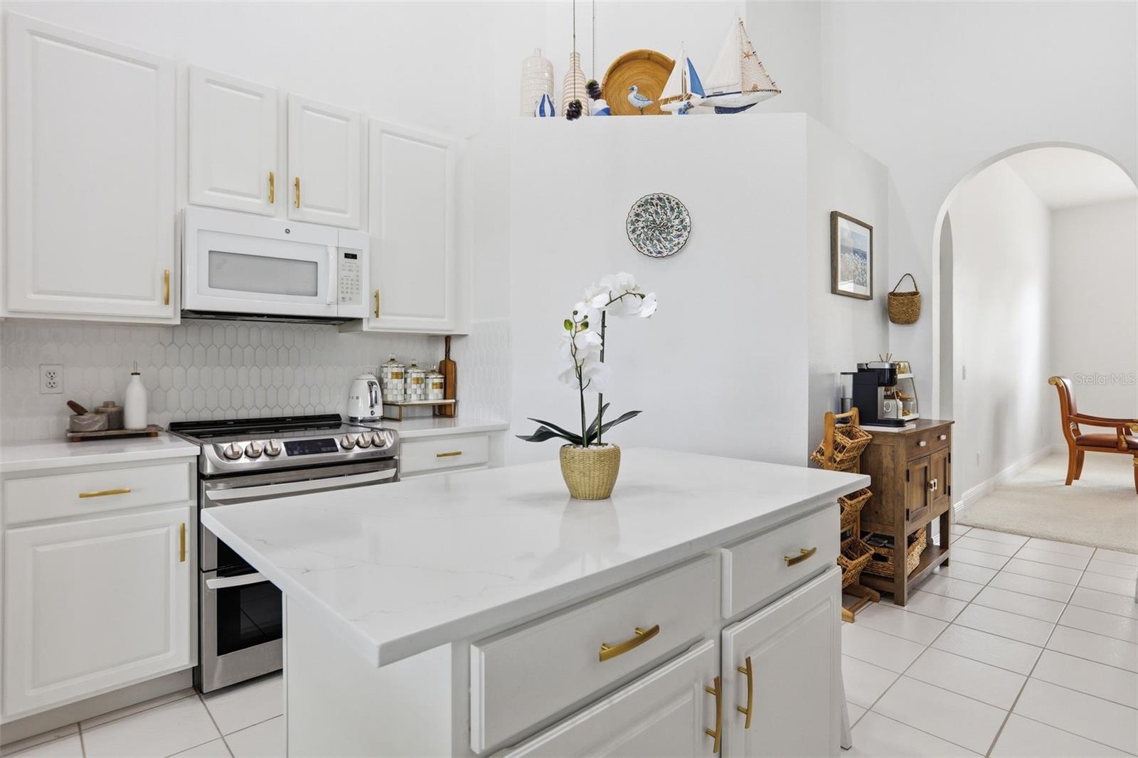 Image 11 of 59 For 10520 Gleam Court