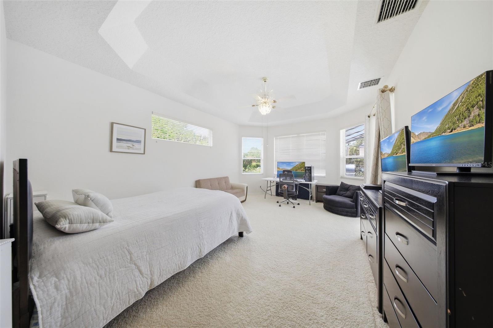 Image 20 of 59 For 10520 Gleam Court