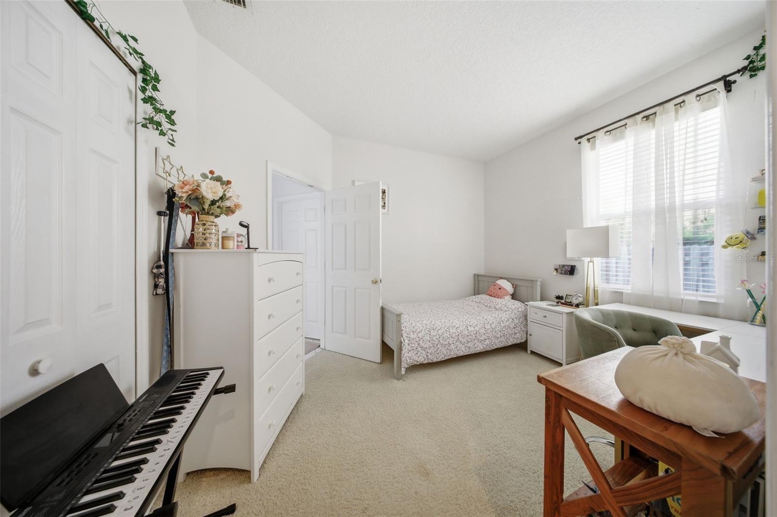 Image 31 of 59 For 10520 Gleam Court