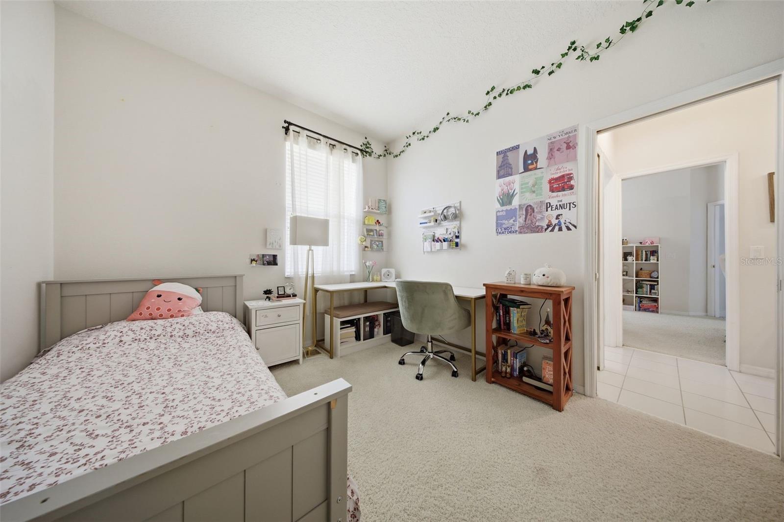 Image 32 of 59 For 10520 Gleam Court