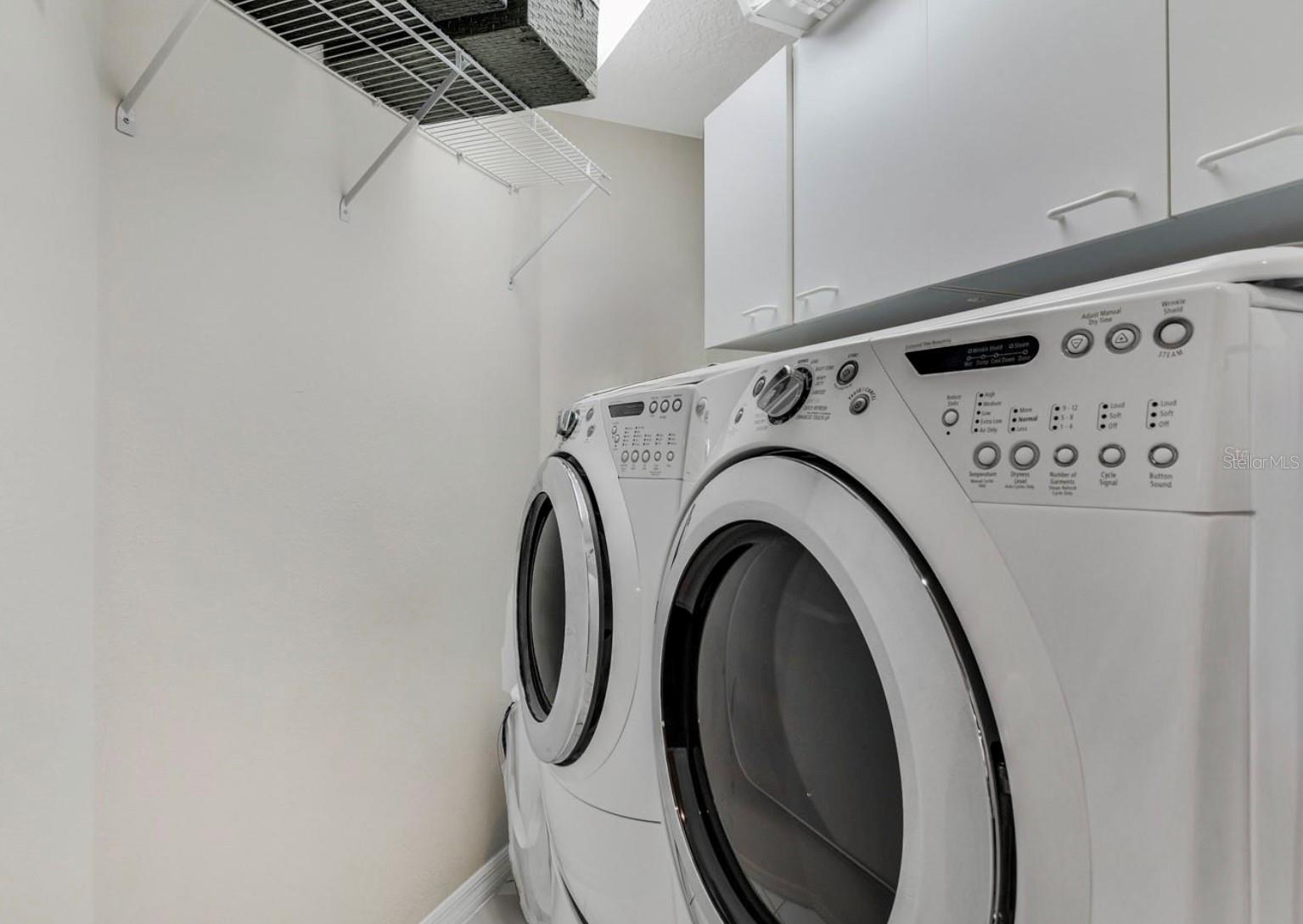 Image 34 of 59 For 10520 Gleam Court