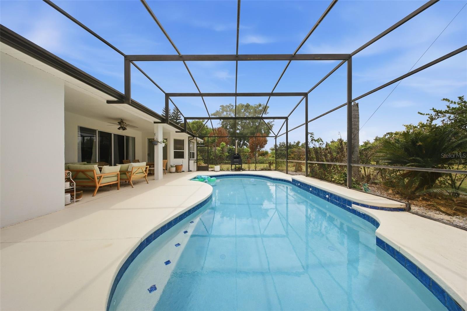 Image 42 of 59 For 10520 Gleam Court