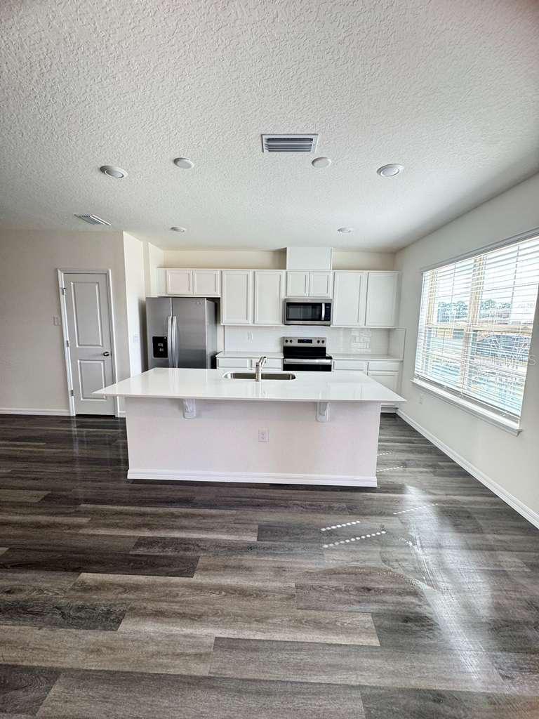 Image 3 of 28 For 16593 Barbours Creek Way