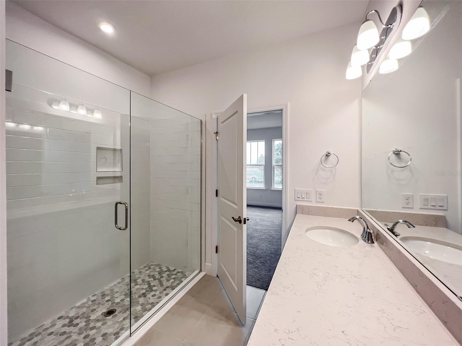 Image 10 of 20 For 6951 Nemours Parkway