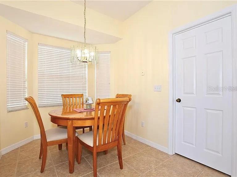 Image 12 of 38 For 14802 Yorkshire Run Drive