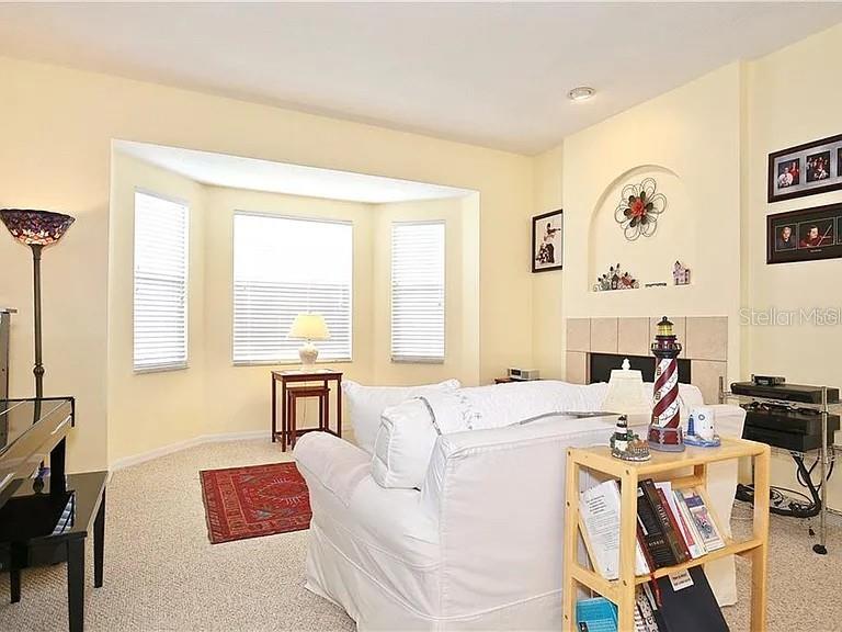 Image 8 of 38 For 14802 Yorkshire Run Drive