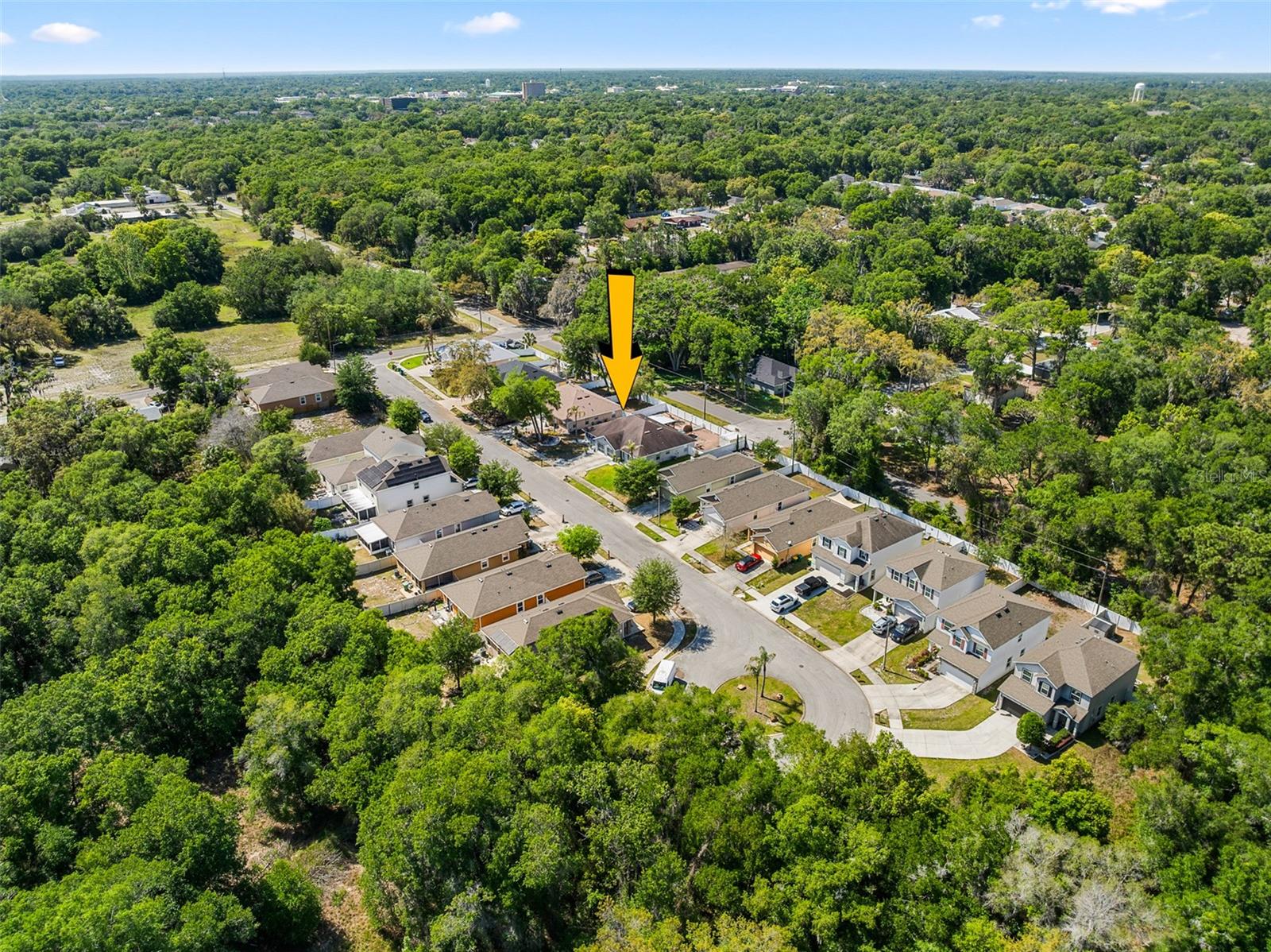 Image 34 of 56 For 112 Hurst Court