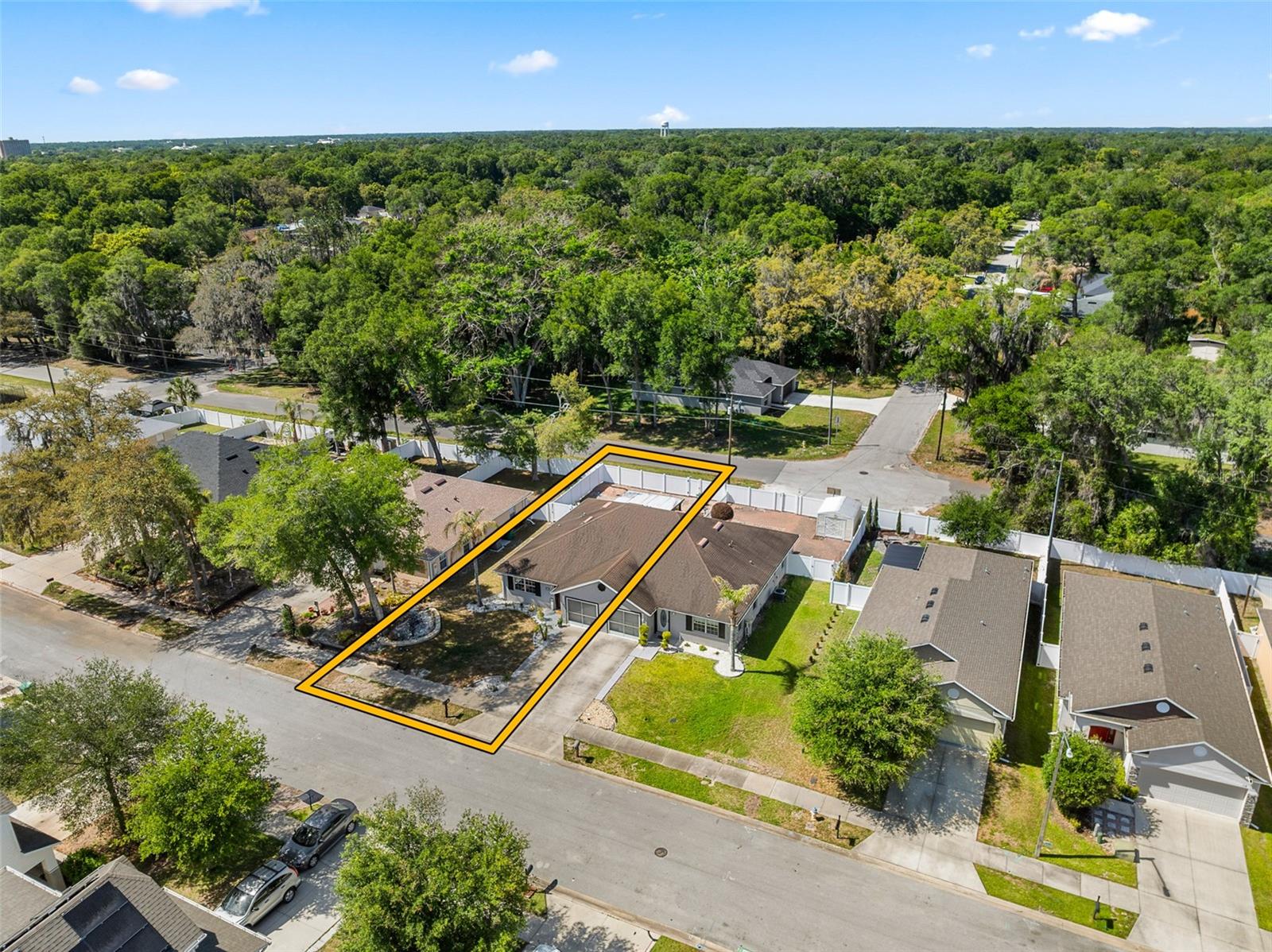 Image 35 of 56 For 112 Hurst Court