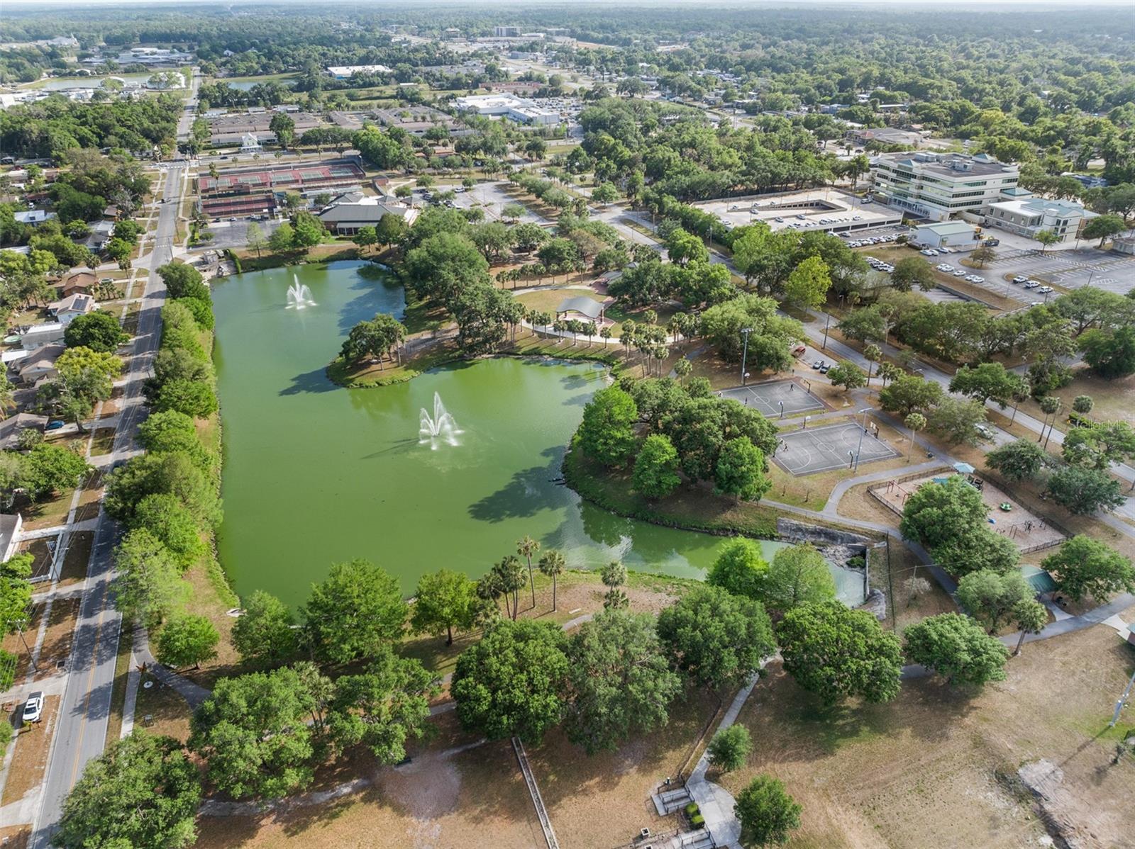 Image 37 of 56 For 112 Hurst Court