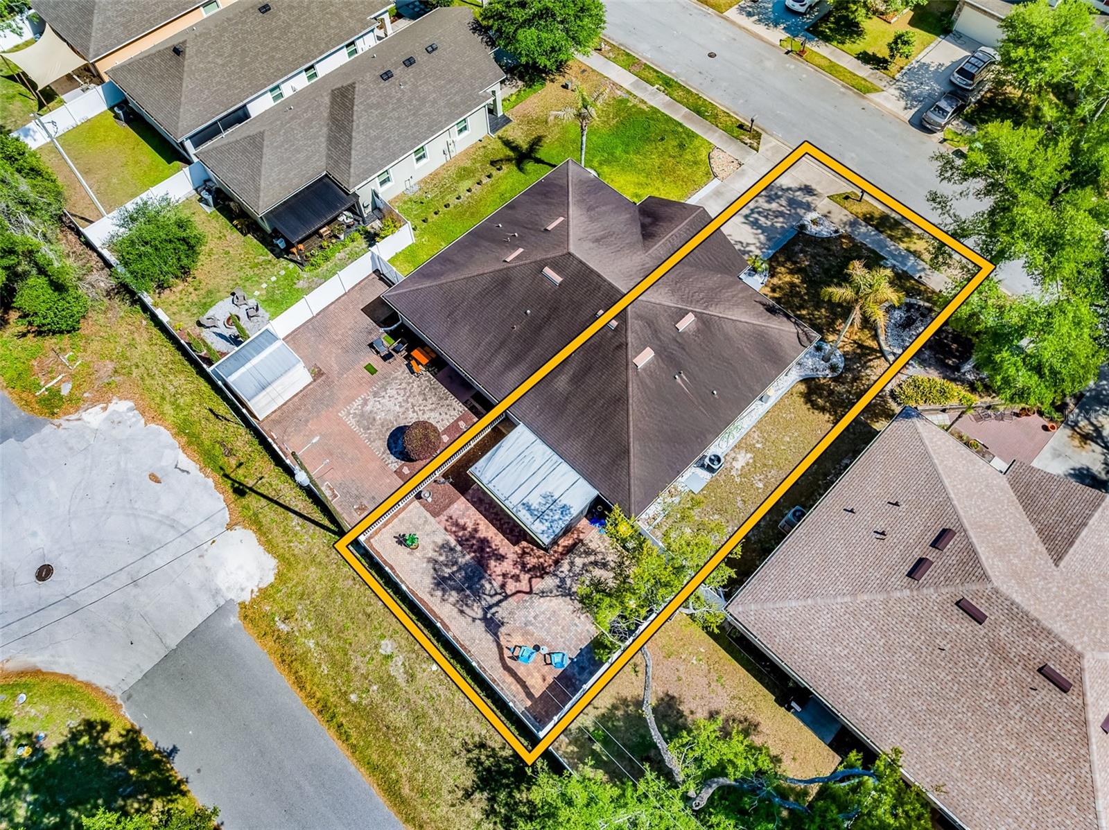 Image 4 of 56 For 112 Hurst Court