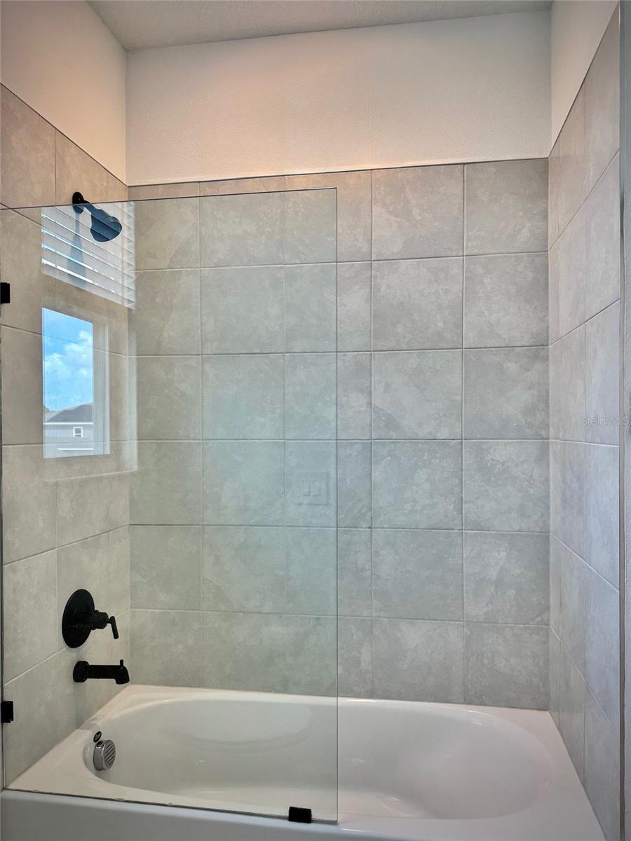 Image 28 of 31 For 4120 Jespersen Street