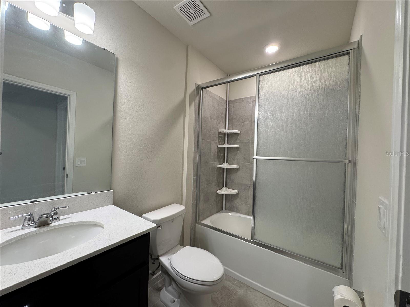 Image 12 of 37 For 2102 Charming Ave Avenue