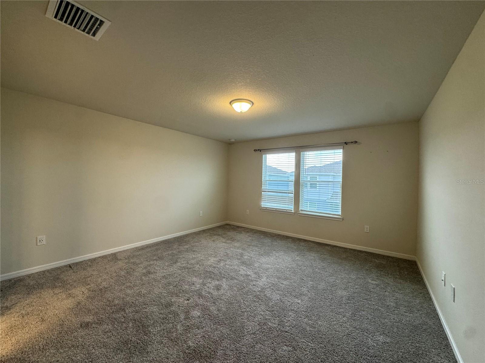 Image 23 of 37 For 2102 Charming Ave Avenue