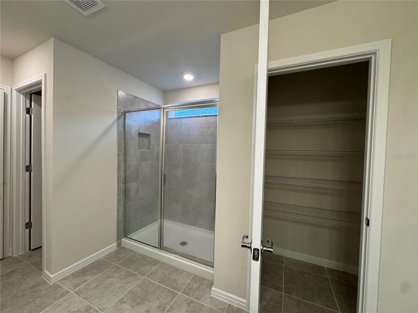 Image 36 of 37 For 2102 Charming Ave Avenue