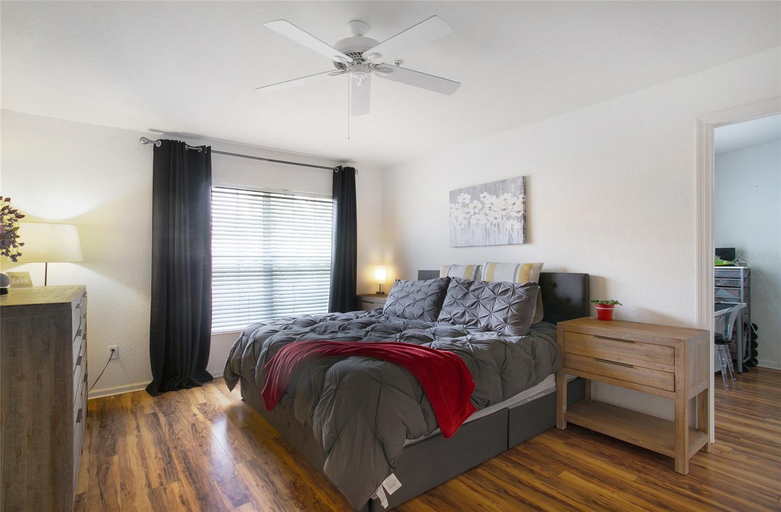 Image 9 of 16 For 3051 Greystone Loop  302