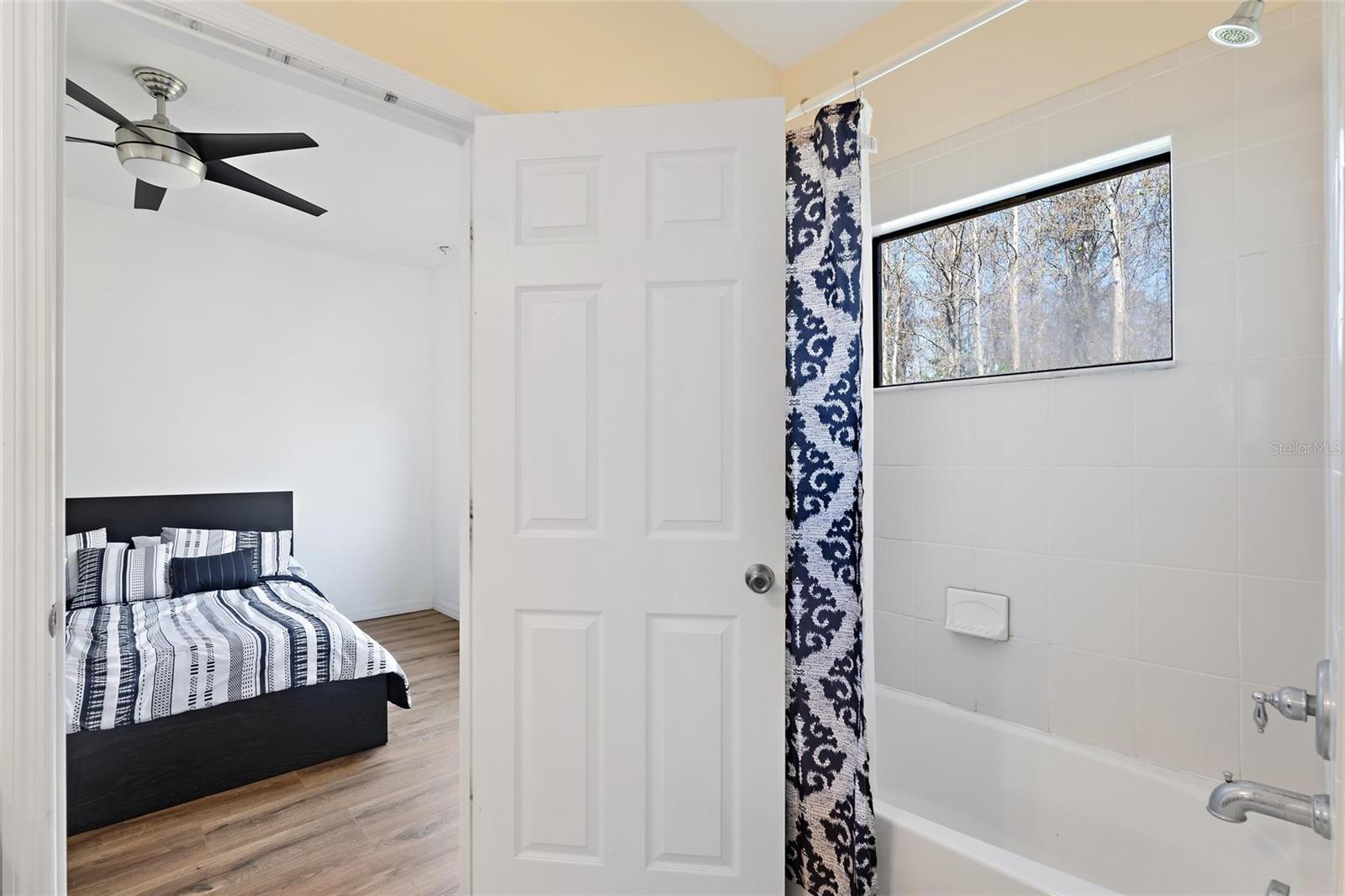 Image 17 of 25 For 6003 Apollos Corner Way