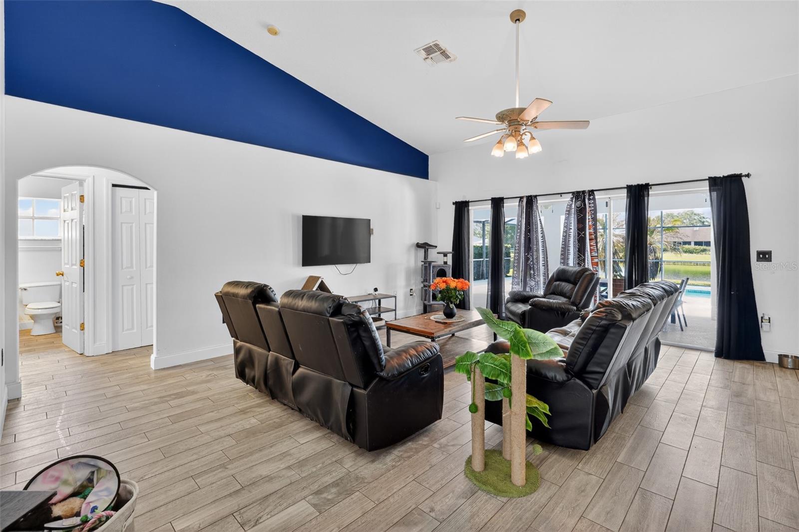 Image 14 of 27 For 2231 Summer Raye Court