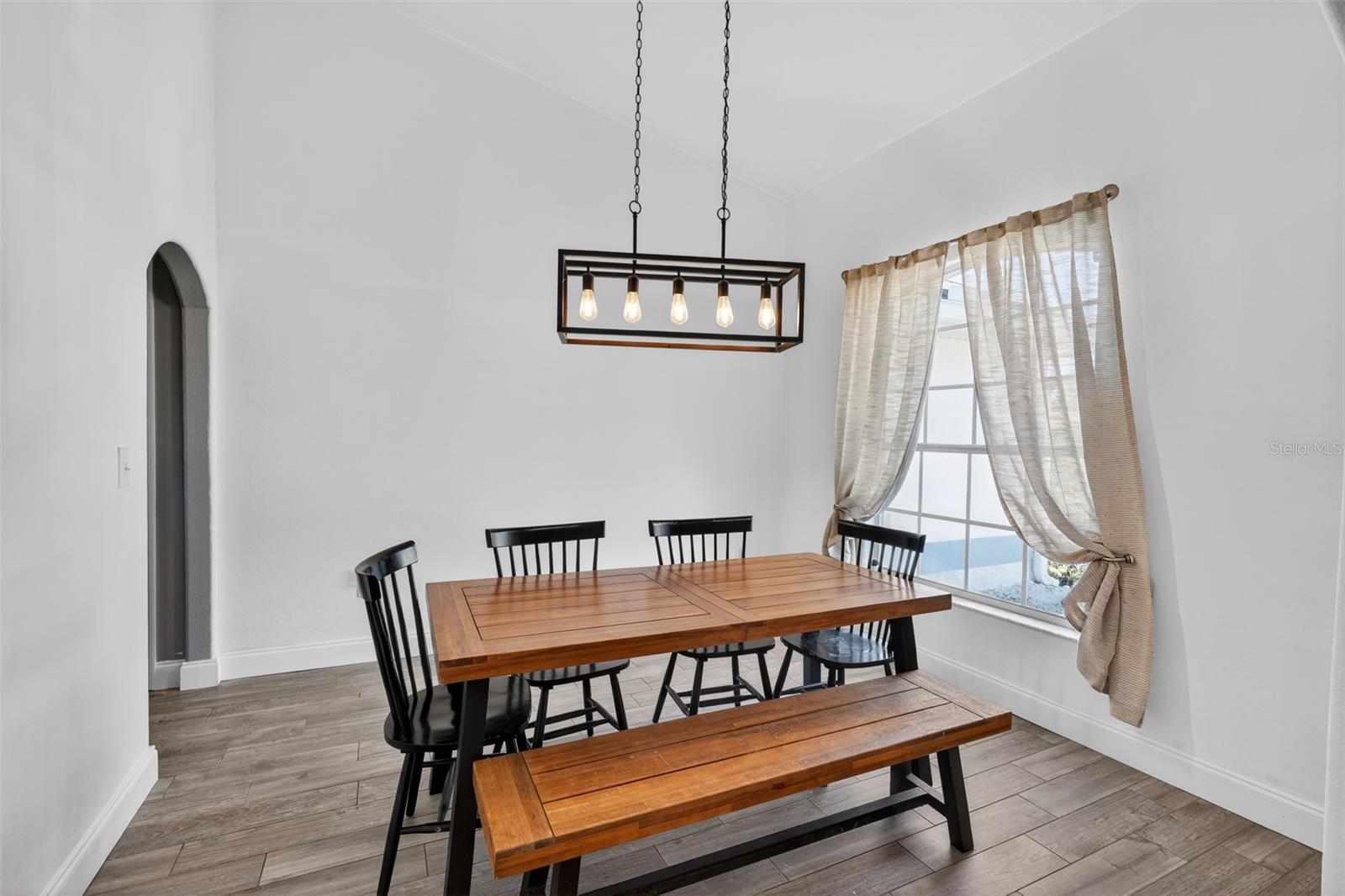 Image 15 of 27 For 2231 Summer Raye Court