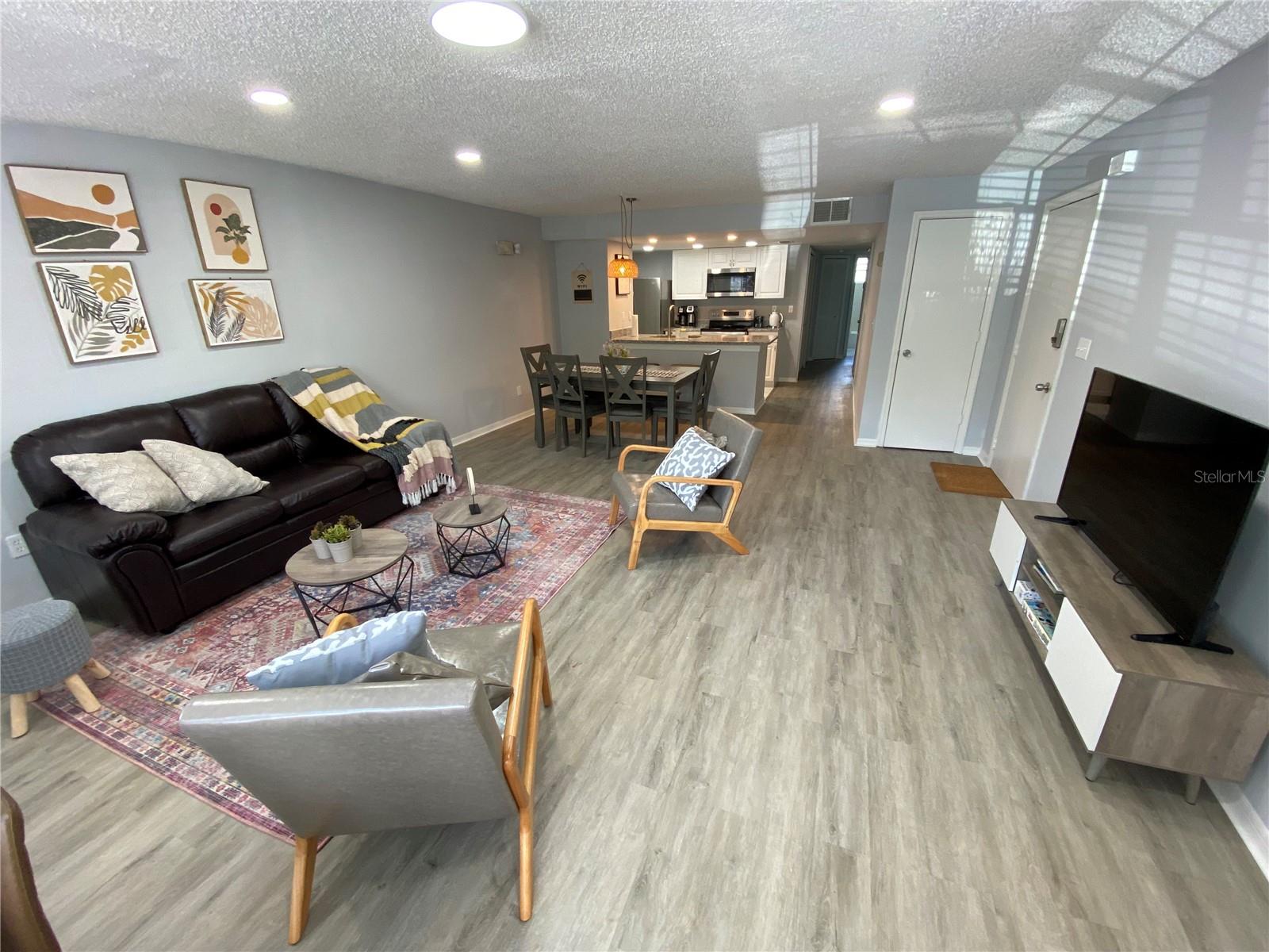 Image 4 of 23 For 2723 Poinciana Boulevard 159