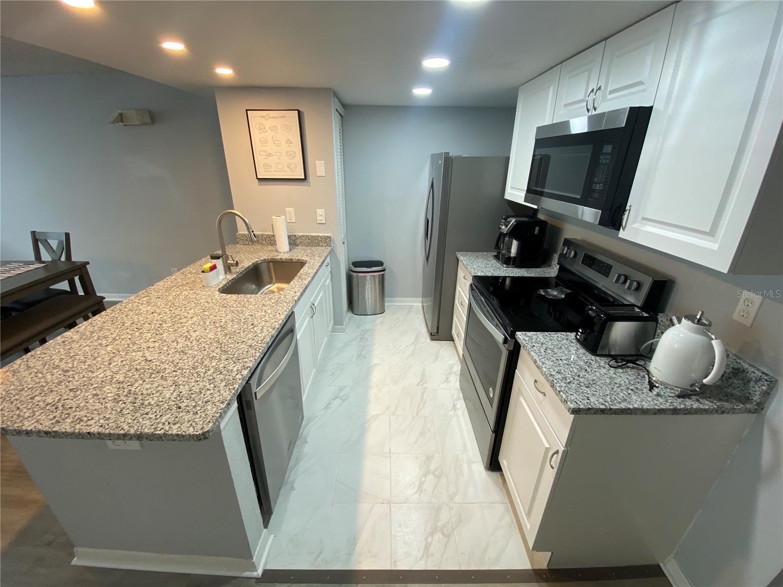 Image 7 of 23 For 2723 Poinciana Boulevard 159
