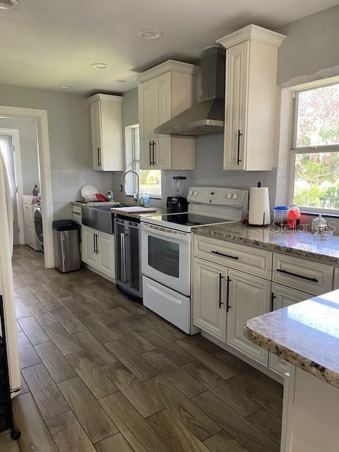 Image 13 of 30 For 6800 Anoka Drive