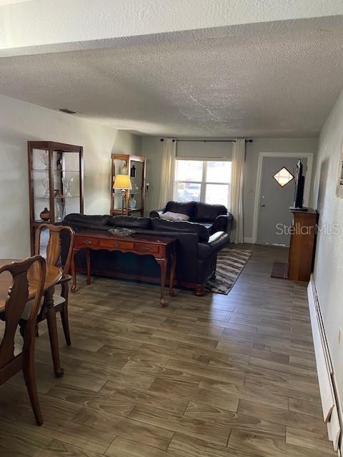 Image 4 of 30 For 6800 Anoka Drive