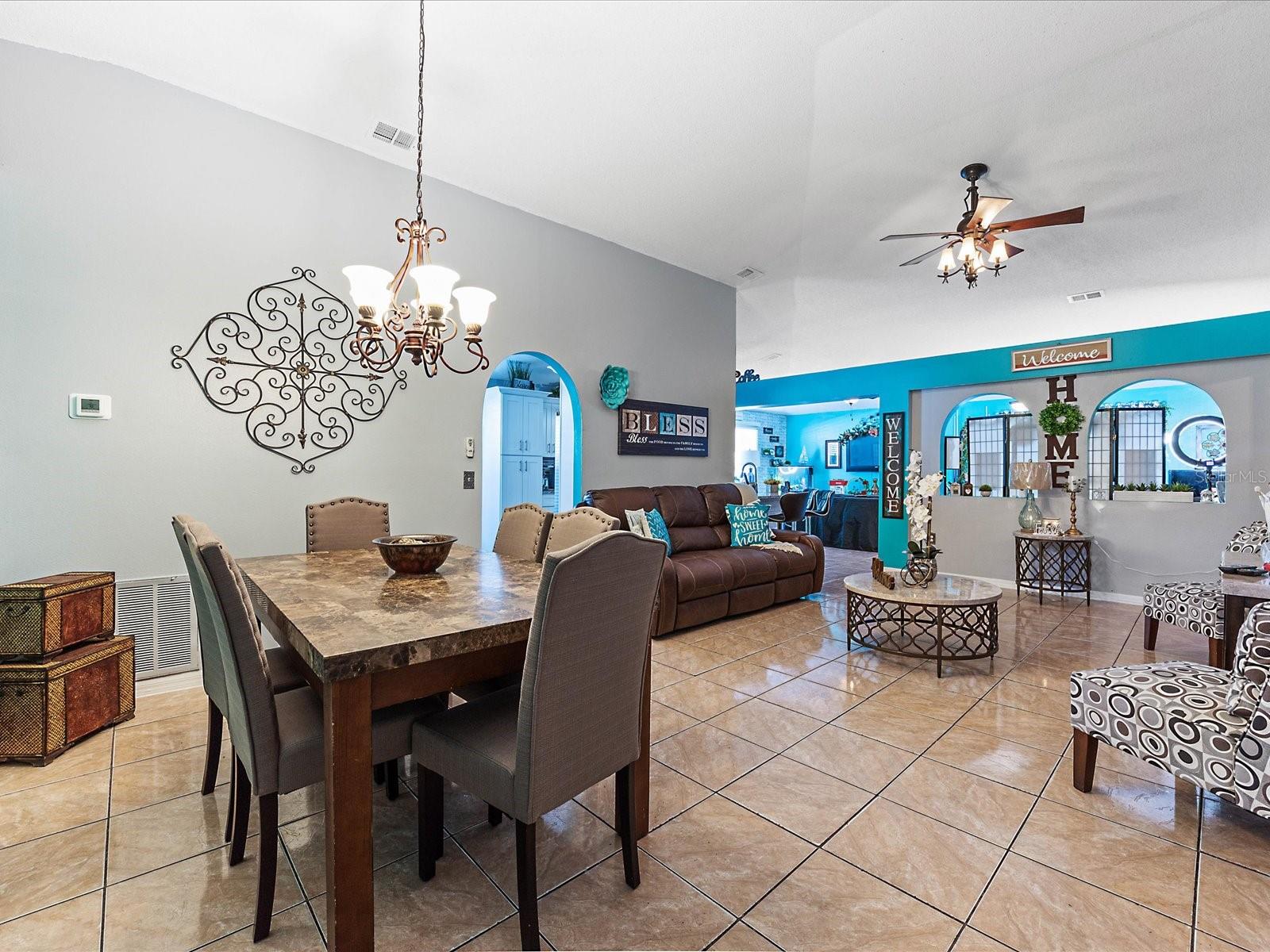 Image 15 of 28 For 837 Grande Regal Point