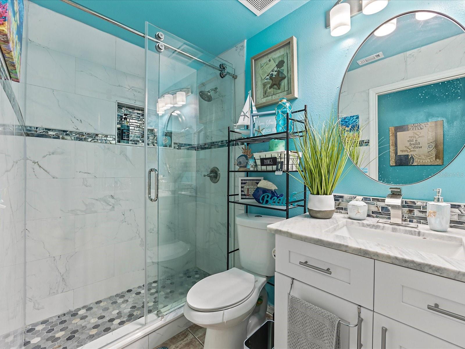 Image 17 of 28 For 837 Grande Regal Point