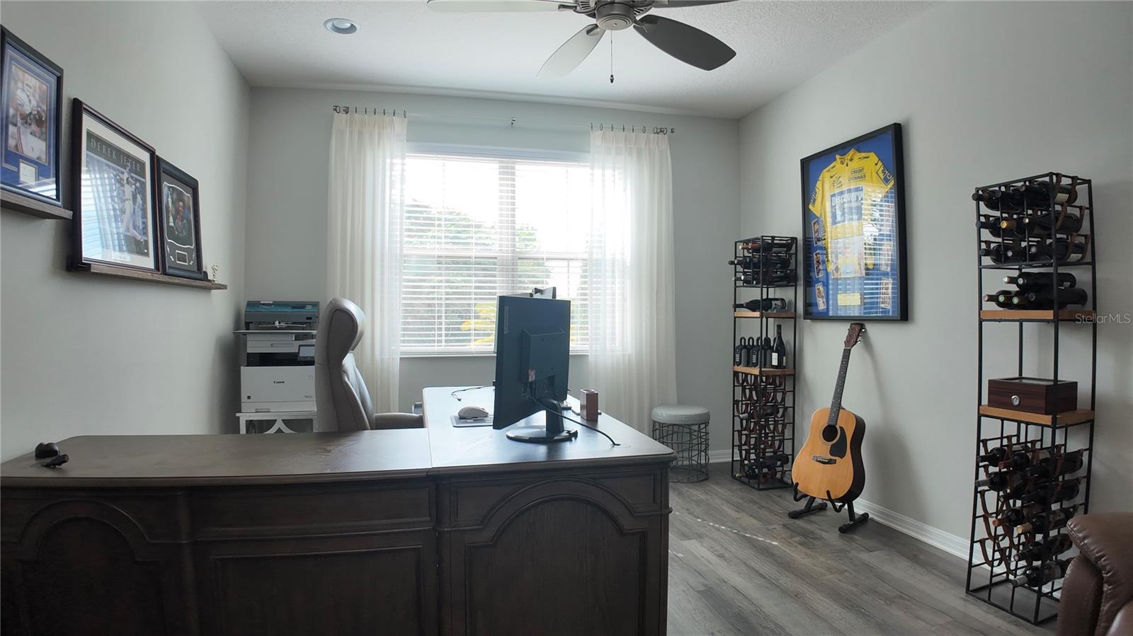 Image 17 of 57 For 101 Philippe Court