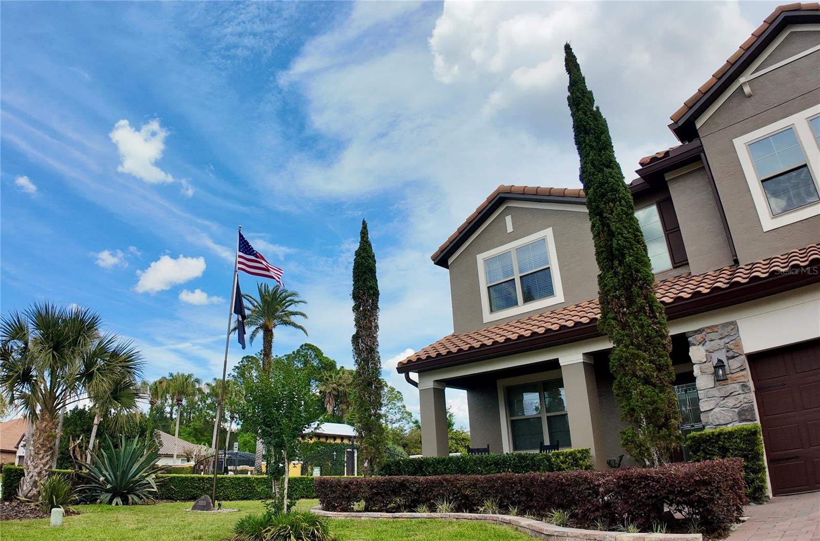 Image 28 of 57 For 101 Philippe Court