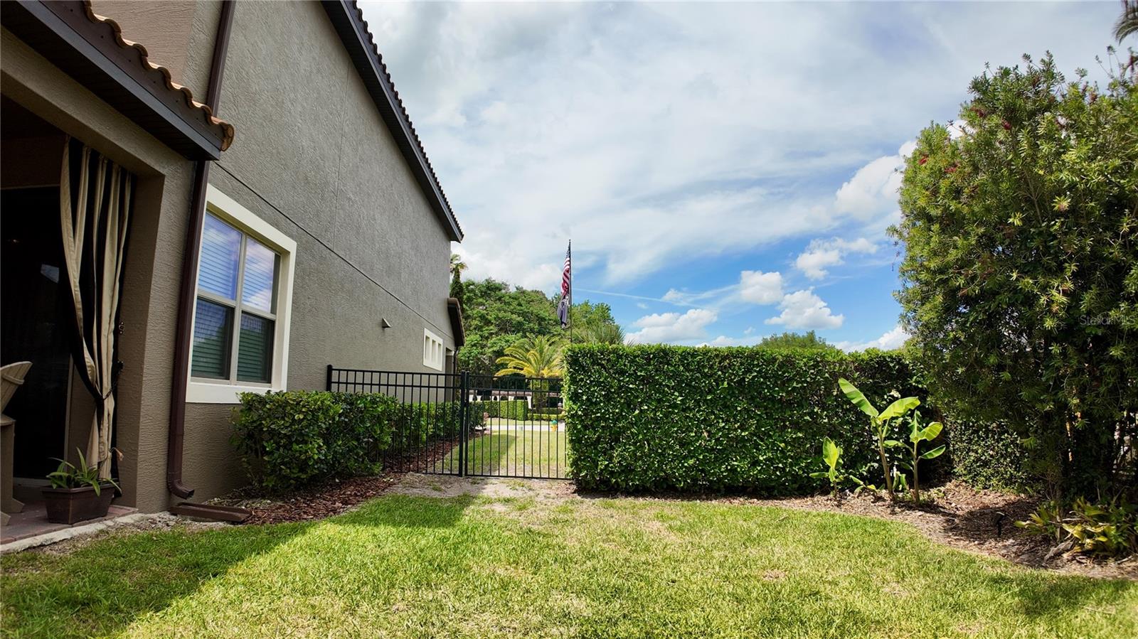 Image 29 of 57 For 101 Philippe Court