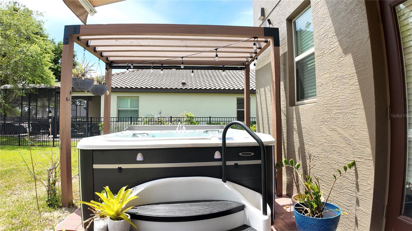 Image 35 of 57 For 101 Philippe Court