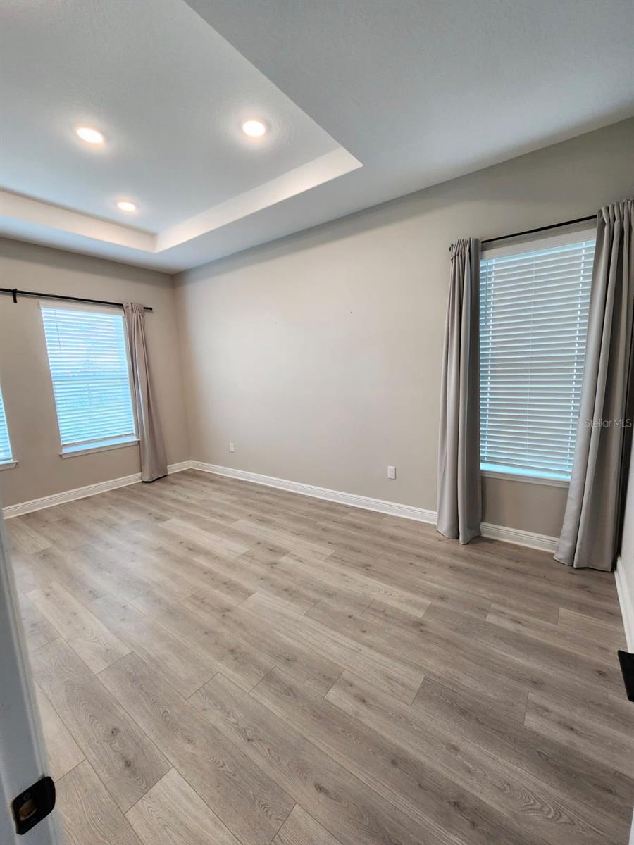 Image 14 of 34 For 18435 Mowry Court