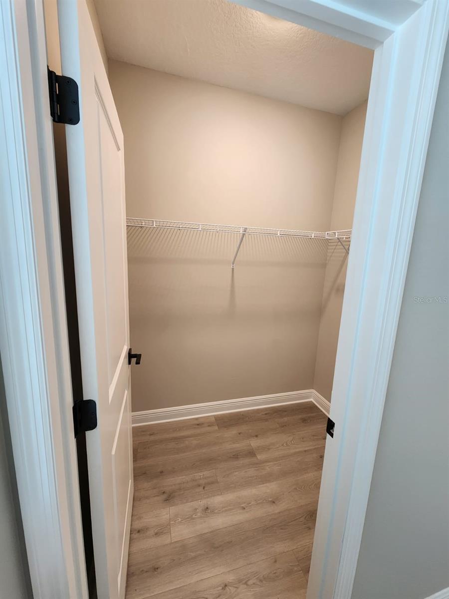 Image 27 of 34 For 18435 Mowry Court