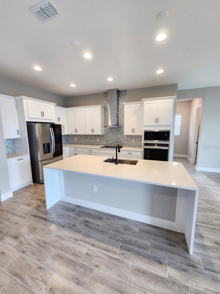 Image 3 of 34 For 18435 Mowry Court