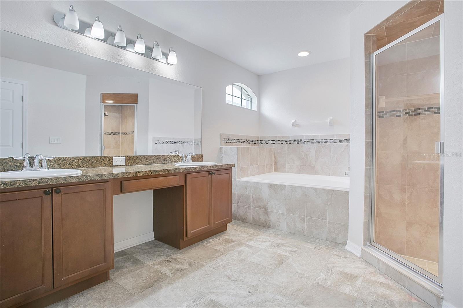 Image 11 of 35 For 2021 Horse Creek Lane