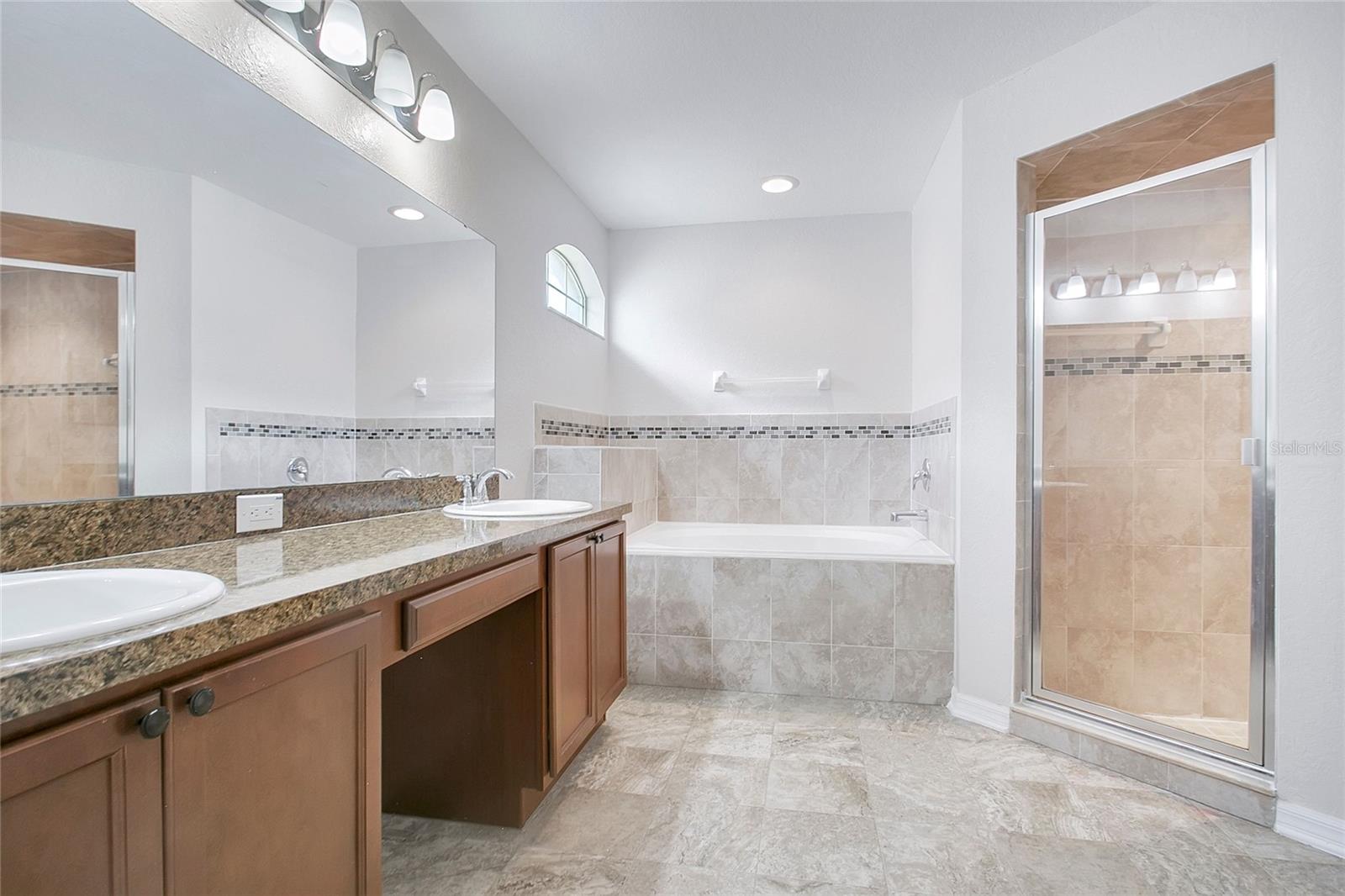 Image 12 of 35 For 2021 Horse Creek Lane