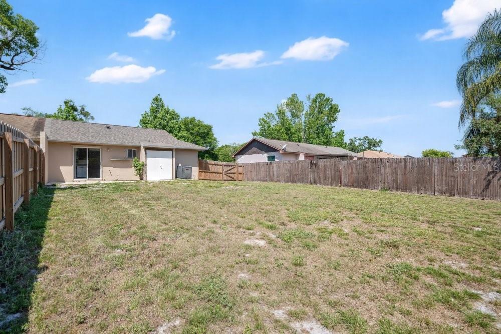 Image 17 of 28 For 2827 Coral Reef Drive