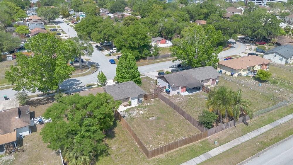 Image 18 of 28 For 2827 Coral Reef Drive
