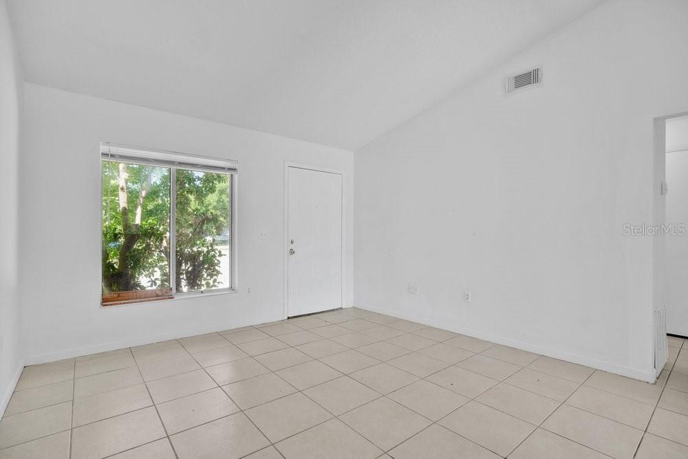 Image 23 of 28 For 2827 Coral Reef Drive
