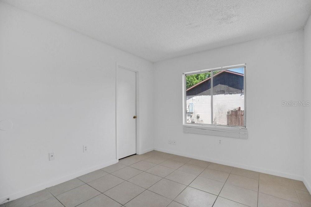 Image 25 of 28 For 2827 Coral Reef Drive
